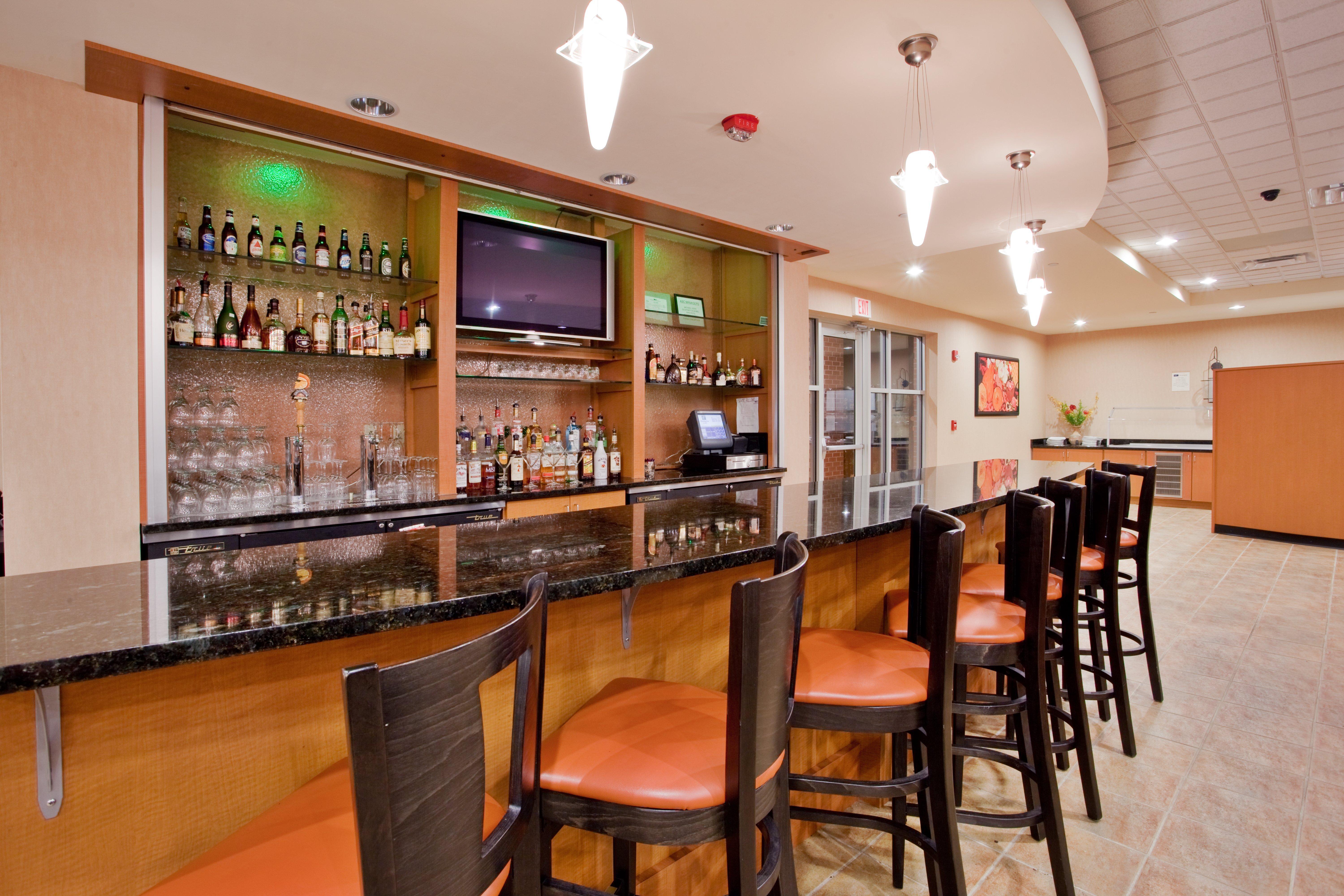 Holiday Inn Hotel & Suites Gateway By Ihg Williamsburg Zewnętrze zdjęcie